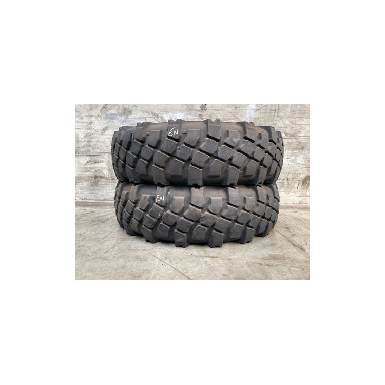 PO MICHELIN 12,00 R 20 149/146J XML OCCASION ETAT NEUF 70-90% TT PO MICHELIN 12,00 R 20 149/146J XML OCCASION ETAT NEUF 70-90% TT